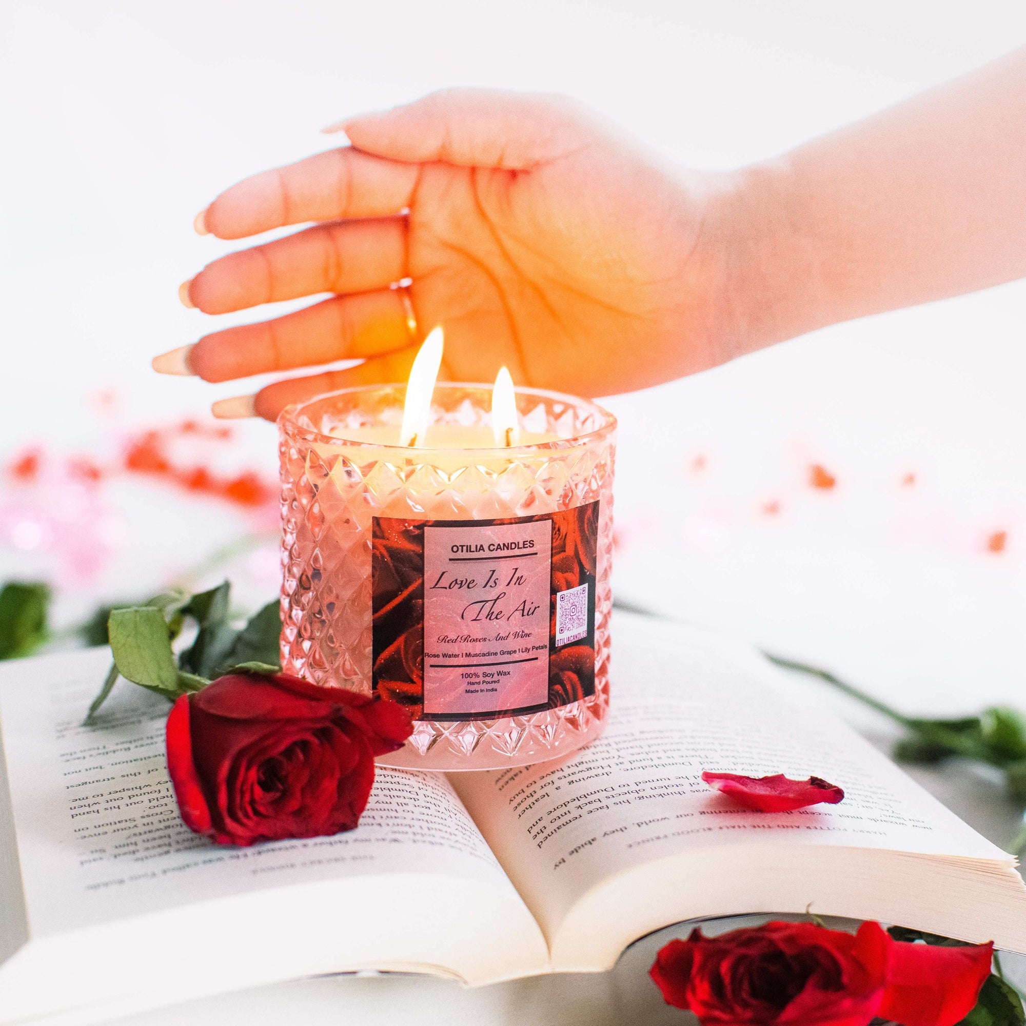 FLAMINGO PINK CANDY- SCENTED CANDLE PEONY I ROSE