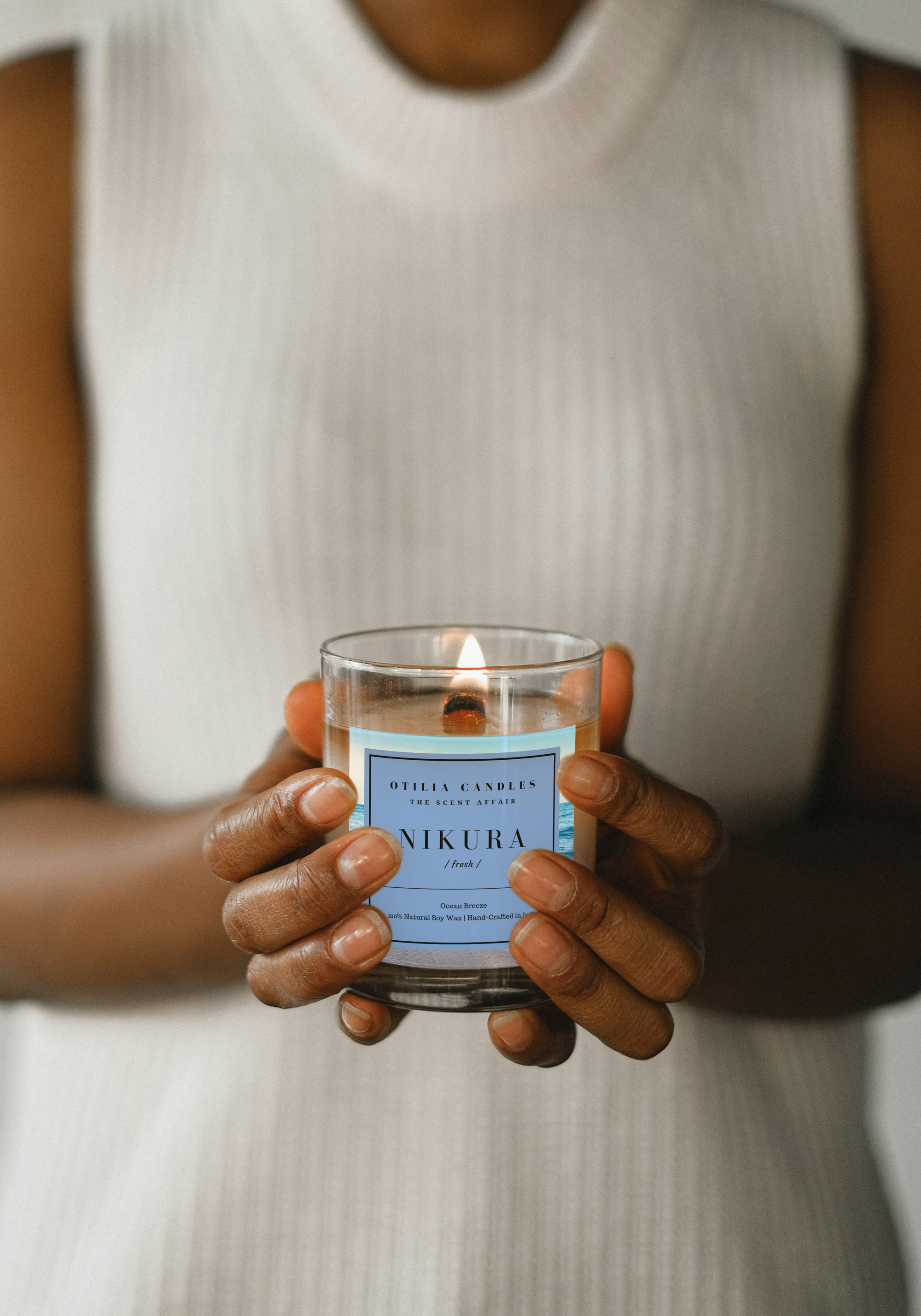 Nikura - A Ocean Breeze Scented Candle